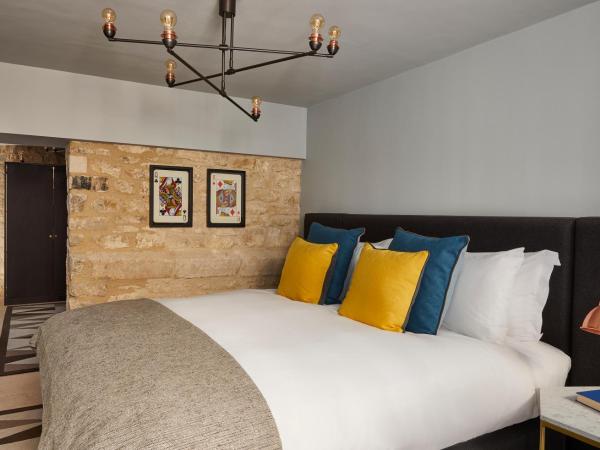 Hotel Indigo - Bath, an IHG Hotel : photo 1 de la chambre king suite underground vault