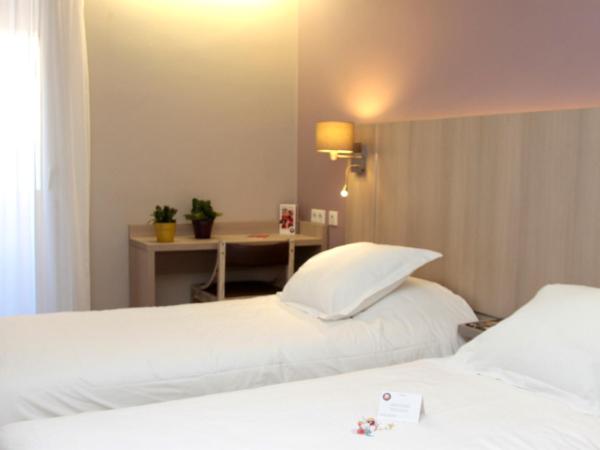 The Originals Boutique, Hôtel Cassitel, Cassis : photo 3 de la chambre chambre familiale