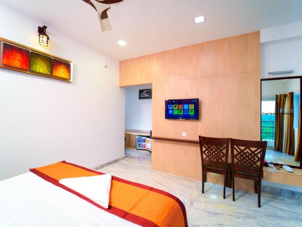 Grand Padappai Residency : photo 8 de la chambre chambre double deluxe avec balcon