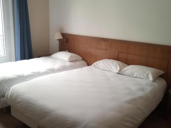 Hôtel De La Perdrix Rouge : photo 6 de la chambre chambre triple