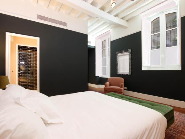 Maison Fredon Bordeaux Centre : photo 4 de la chambre suite rose