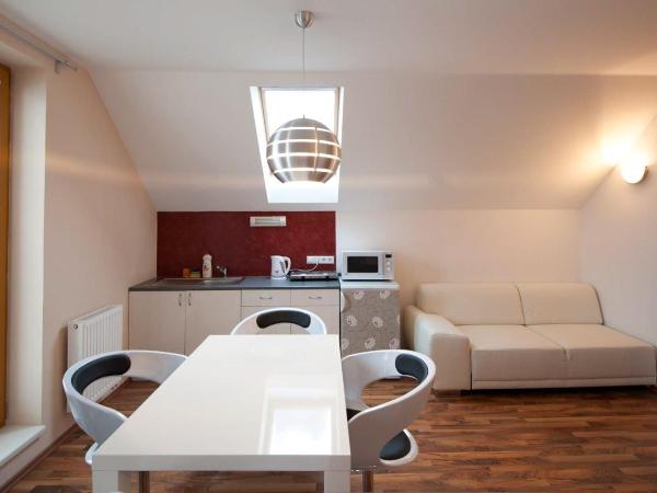 Hotel Garni Pod Skalkou : photo 8 de la chambre appartement (4 adultes)