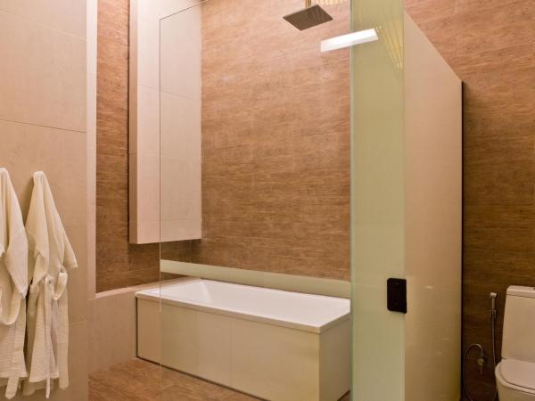 Ritz Leblon : photo 7 de la chambre chambre double premium avec baignoire
