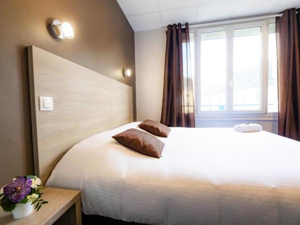 Logis Hotel Du Chateau : photo 8 de la chambre chambre double confort