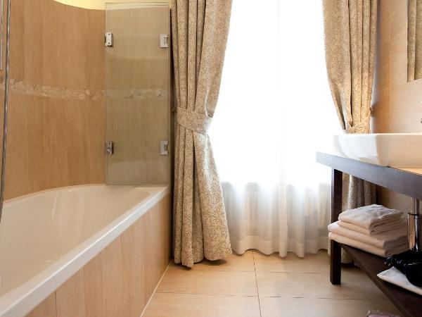 Château d'Ouchy : photo 3 de la chambre chambre triple