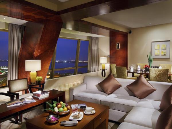 InterContinental Hangzhou, an IHG Hotel : photo 2 de la chambre suite 1 chambre lit king-size - accès au salon