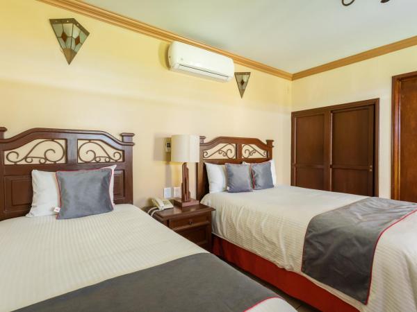 Hotel Ángel Inn : photo 2 de la chambre chambre triple standard