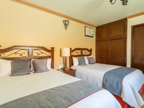 Hotel Ángel Inn : photo 3 de la chambre chambre double standard avec 2 lits doubles