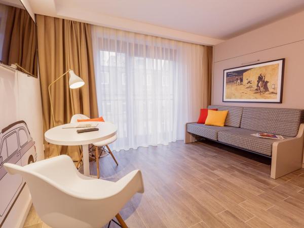 360 Apartment Hotel Frankfurt : photo 2 de la chambre appartement rosa avec cuisine