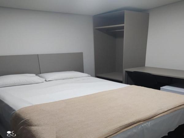 Front Hotel Expominas : photo 1 de la chambre chambre double Économique