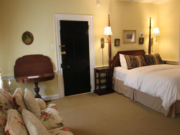 Morris House Hotel : photo 2 de la chambre chambre lit queen-size - vue sur jardin