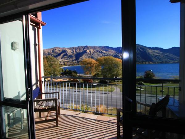 The Moorings Motel and Apartments : photo 1 de la chambre studio avec vue sur lac