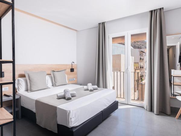 Hotel La Milagrosa : photo 6 de la chambre chambre double ou lits jumeaux supérieure