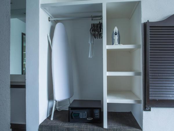 Hotel Real de Puebla : photo 4 de la chambre suite junior