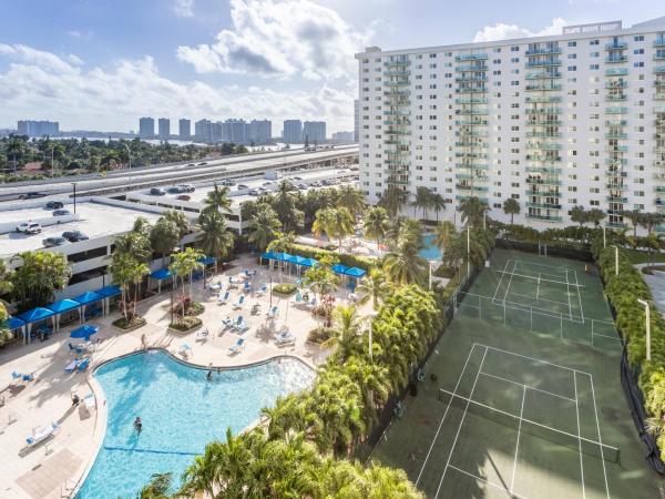 Sunny Isles Ocean Reserve Condo Apartments : photo 9 de la chambre appartement 2 chambres