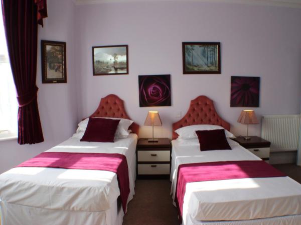 Filton Guest House : photo 2 de la chambre chambre lits jumeaux