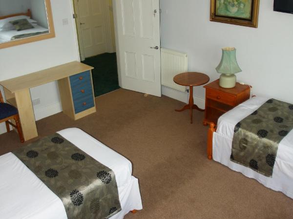 Filton Guest House : photo 3 de la chambre chambre triple