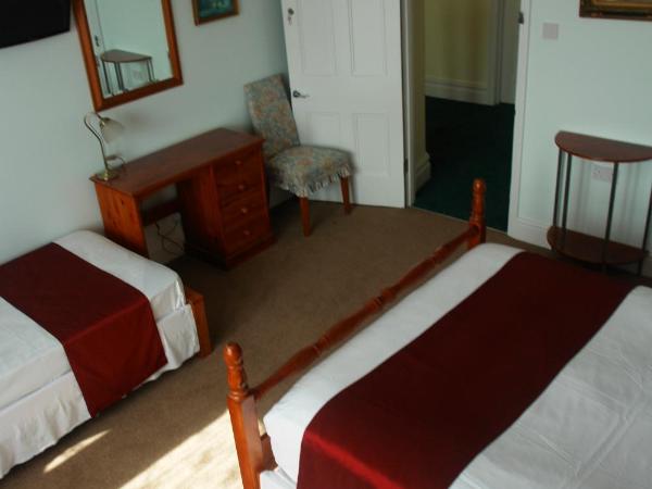 Filton Guest House : photo 4 de la chambre chambre familiale (2 adultes + 1 enfant)