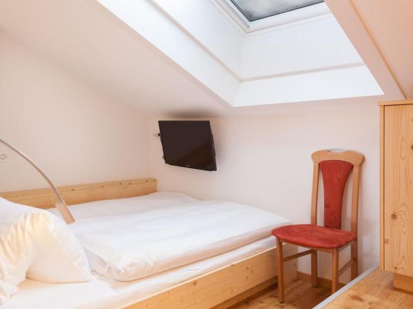 Hotel Capricorn : photo 5 de la chambre suite familiale - vue sur village