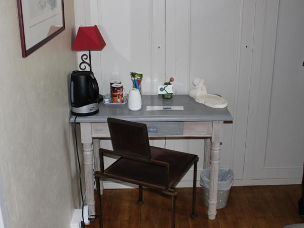 Suite en Terrasse à Cognac : photo 9 de la chambre chambre double