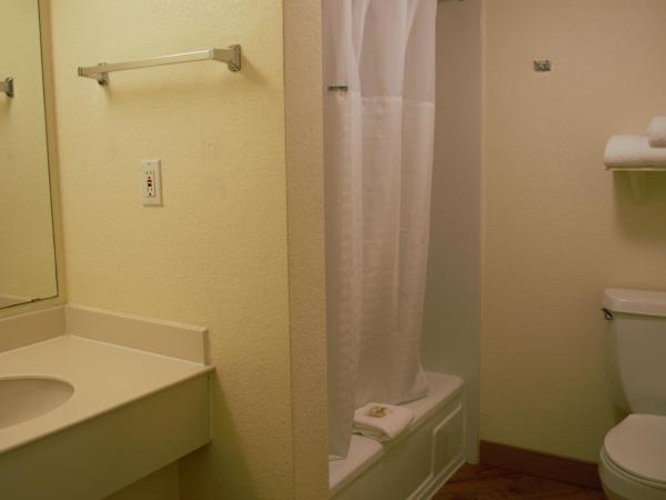 La Quinta Inn by Wyndham Austin Capitol / Downtown : photo 7 de la chambre chambre 2 lits doubles