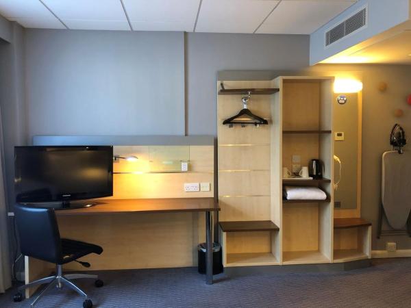 Holiday Inn Express Edinburgh City Centre, an IHG Hotel : photo 2 de la chambre chambre lits jumeaux standard