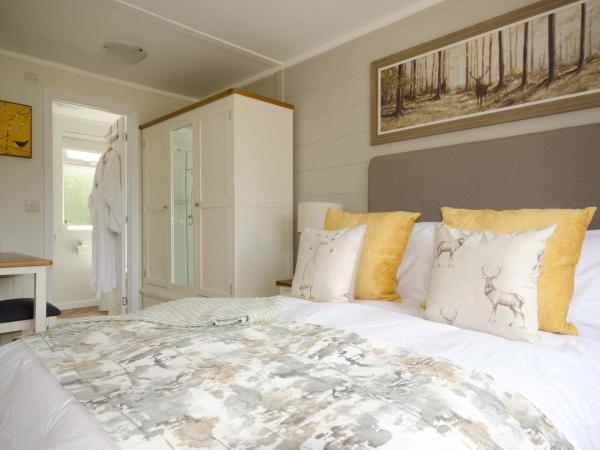 Hollicarrs - Woodland Lodge : photo 10 de la chambre appartement deluxe