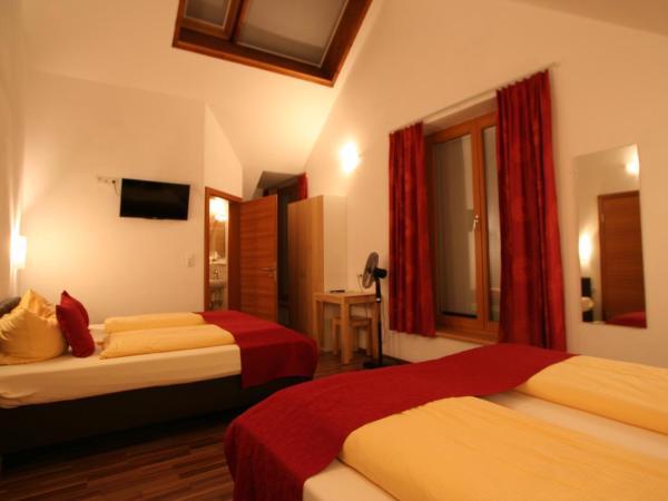 Hotel Engl : photo 3 de la chambre chambre triple
