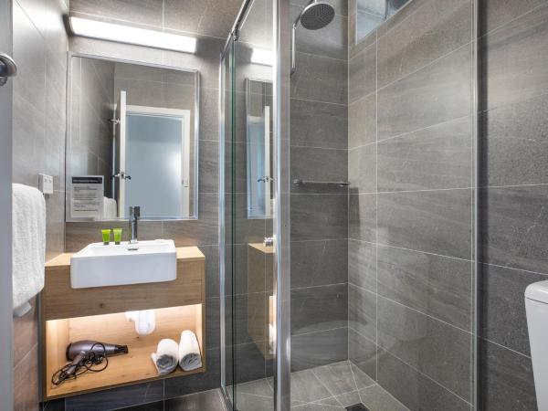 Nightcap at Skyways Hotel : photo 4 de la chambre studio lits jumeaux