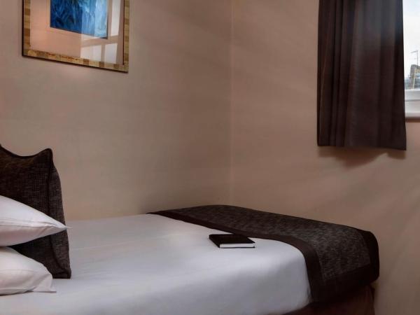 Best Western Corona Hotel : photo 1 de la chambre chambre simple standard