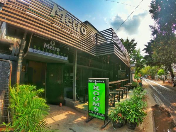 new metro residency : photo 3 de la chambre chambre lit king-size deluxe