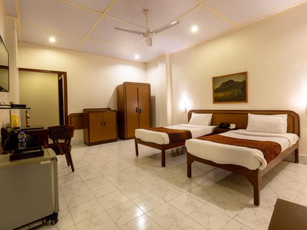 Grand Hotel Mumbai - Ballard Estate, Fort : photo 3 de la chambre chambre deluxe ou lits jumeaux