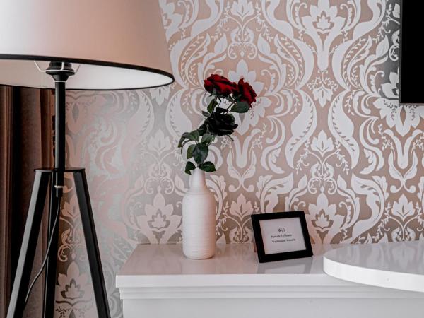 Le Theatre : photo 10 de la chambre chambre lit king-size