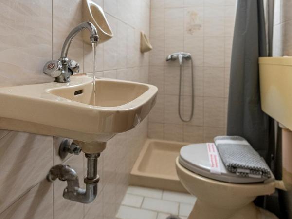 ROY Hotel : photo 4 de la chambre chambre double Économique