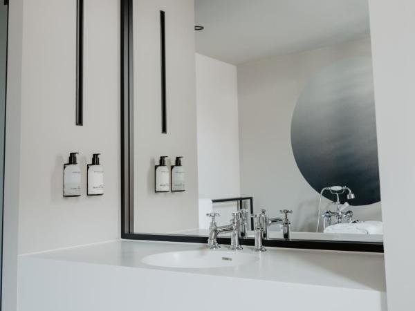 The Nox Hotel : photo 5 de la chambre grande chambre double