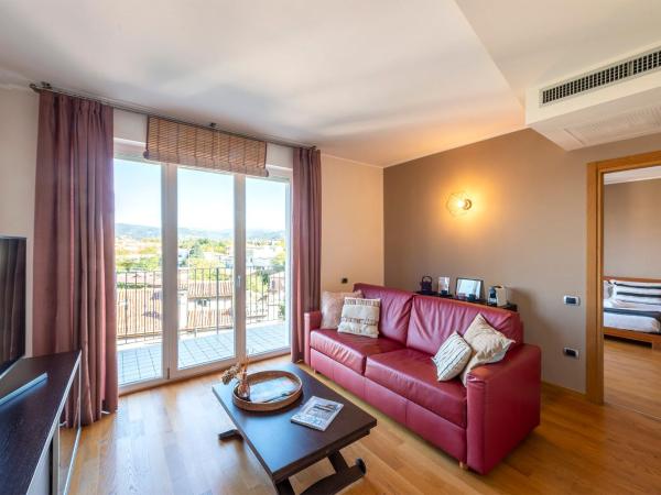 Hotel San Marco Fitness Pool & Spa : photo 3 de la chambre suite deluxe avec baignoire spa