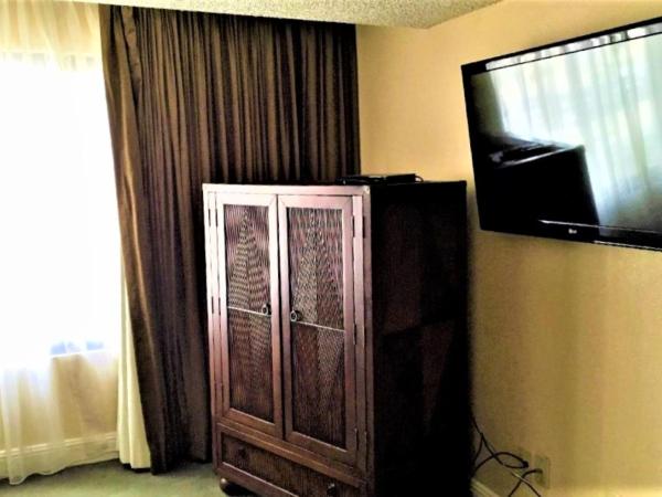 Jockey Resort Suites Center Strip : photo 2 de la chambre suite 1 chambre (sans frais de service)
