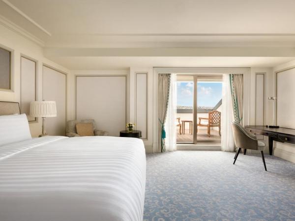 Shangri-La Bosphorus, Istanbul : photo 2 de la chambre suite junior avec terrasse - vue sur bosphore