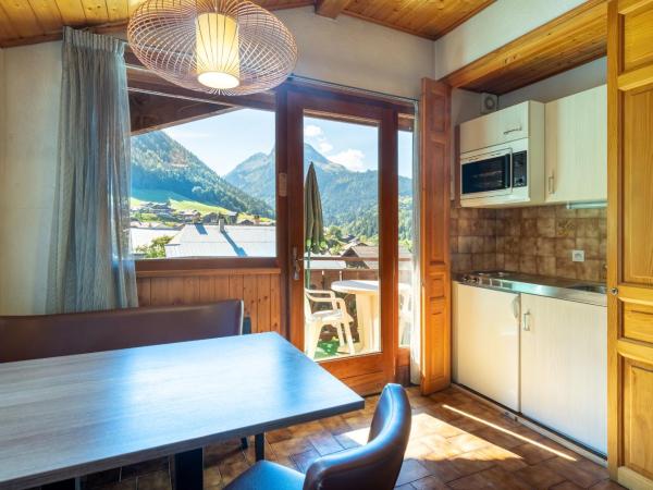 Hôtel Les Côtes, Résidence Loisirs et Chalets : photo 4 de la chambre chambre familiale (2 adultes et 2 enfants)