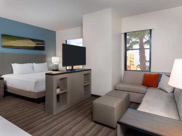 Hyatt House Tampa Airport/Westshore : photo 6 de la chambre king studio suite with kitchen and sofa bed