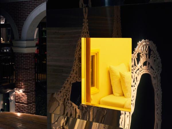 Hotel Not Hotel Amsterdam : photo 4 de la chambre chambre invisible à l'Étage avec salle de bains commune