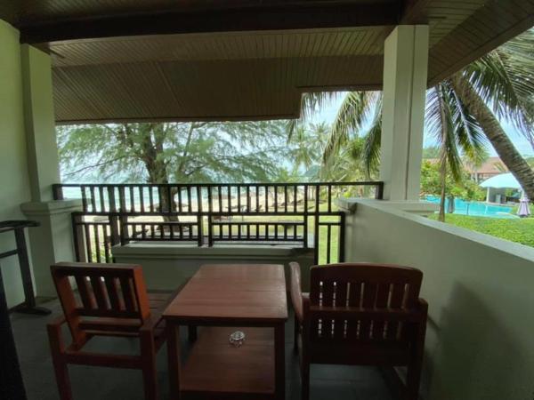 Klong Prao Resort - SHA Extra Plus : photo 10 de la chambre chambre double deluxe - vue sur piscine