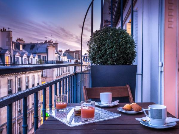Hotel Opéra Marigny : photo 4 de la chambre suite junior avec balcon