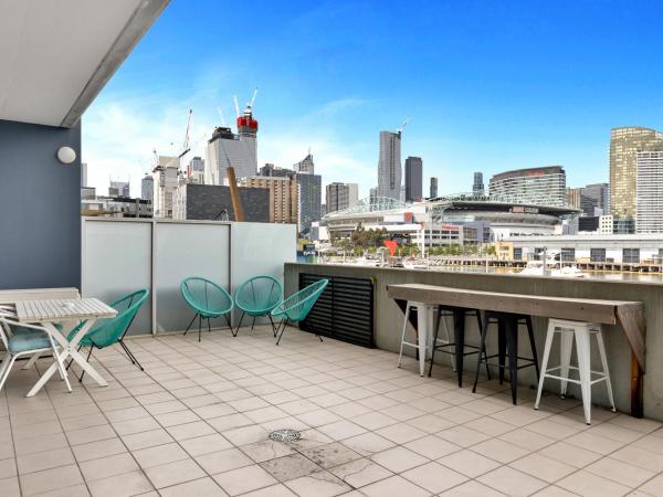 Docklands Private Collection - NEWQUAY : photo 1 de la chambre appartement avec terrasse