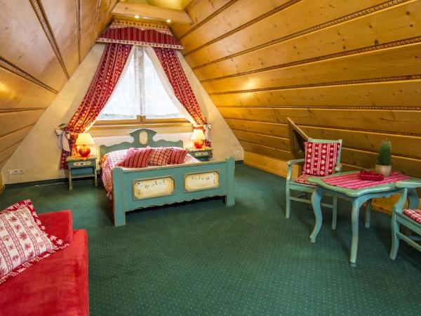 Leśny Dworek Zakopane : photo 4 de la chambre chambre familiale