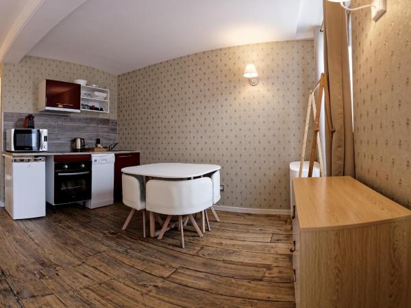 Appart'Hôtel Sainte Trinité : photo 9 de la chambre studio