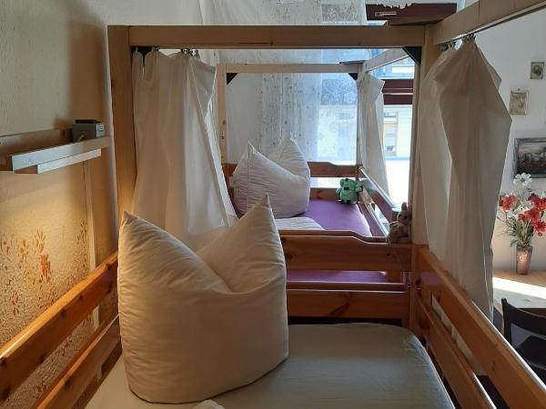 Hostel Lollis Homestay Dresden : photo 5 de la chambre lit dans dortoir pour femmes de 6 lits