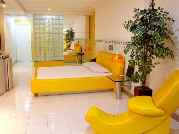 Motel Del Rey : photo 1 de la chambre suite supérieure 