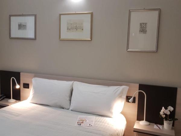 Hotel Gran Torino : photo 2 de la chambre chambre double