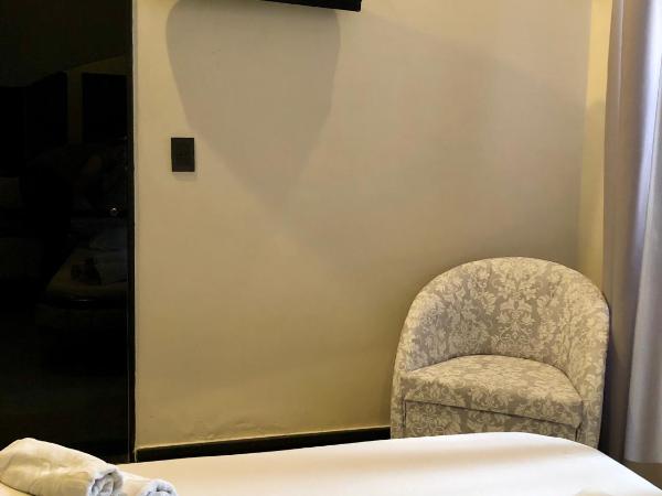 Hotel Sheik (Adults Only) : photo 6 de la chambre suite avec baignoire spa (2 adultes)